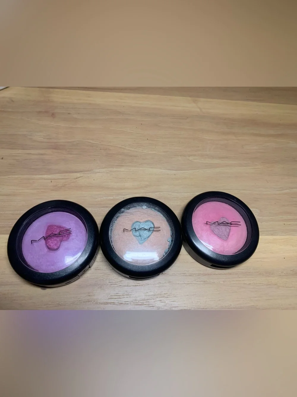 MAC Cosmetics Heart Blush Trio - SAKURA, MISS BEHAVE & GIGGLY